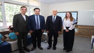 Eskişehir Teknik Üniversitesi Mimarlık ve Tasarım Fakültesi İç Mimarlık Bölümünden Topluma Hizmet Örneği: Korgeneral Lütfi Akdemir İlkokulu’na Yeni Nesil Kütüphane