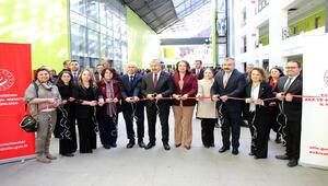 Eskişehir Teknik Üniversitesinde 8 Mart Dünya Kadınlar Günü Kadının Elinden Sergisi Açılışı ile Kutlandı