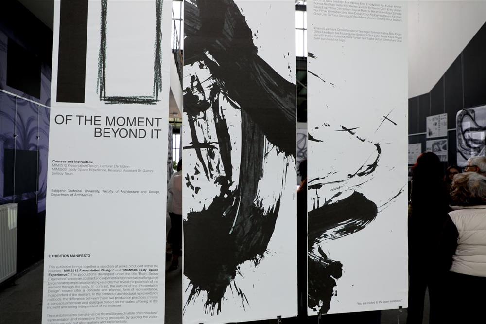 Eskişehir Teknik Üniversitesinde “Of the Moment, Beyond It/Anın İçinden, Onun Ötesine” Sergisi Açıldı