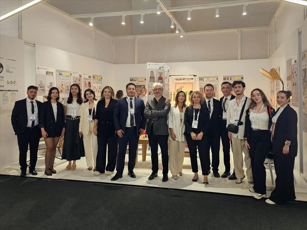 Eskişehir Teknik Üniversitesi İç Mimarlık Bölümü, FDI Furnishings & Design İstanbul Mobilya Tasarım Fuarında Stant Açtı