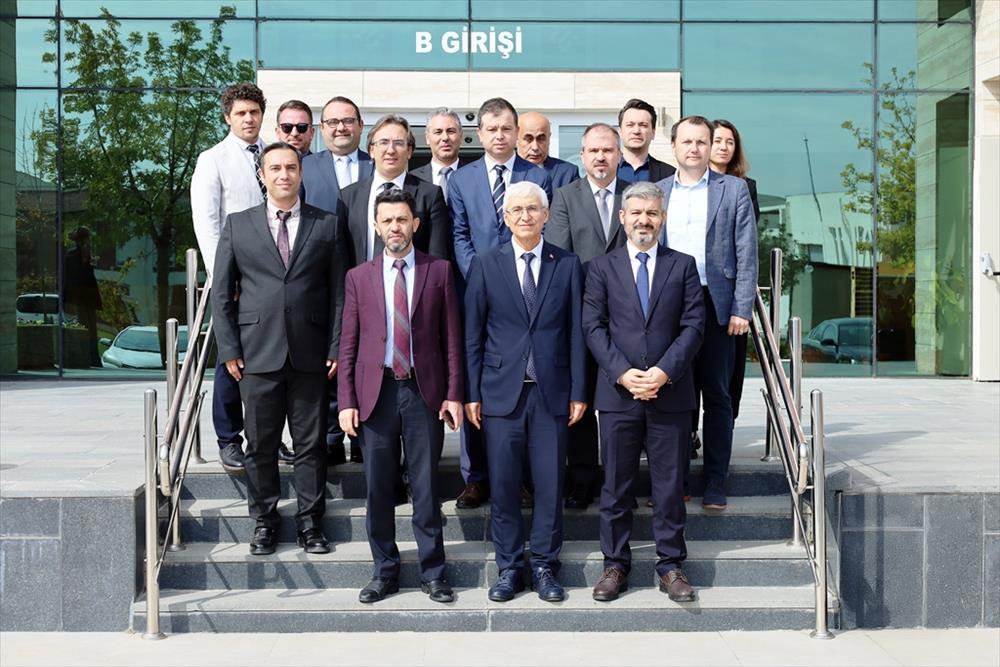 ESTÜ’de Advanced Prototype Stations (APS) Projesi Yönlendirme Komitesi Toplantısı Gerçekleştirildi