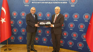 Eskişehir Teknik Üniversitesi Heyeti, Türkiye Cumhuriyeti Viyana Büyükelçisi Sayın Ozan CEYHUN'u Ziyaret Etti
