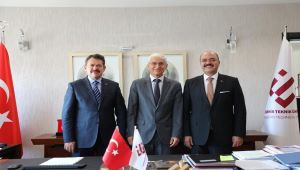 Eskişehir Cumhuriyet Başsavcısı Ali Yeldan ve Adli Yargı İlk Derece Mahkemesi Adalet Komisyonu Başkanı Arif Hamdi Sazak’dan Rektör Prof. Dr. Adnan Özcan’a Hayırlı Olsun Ziyareti