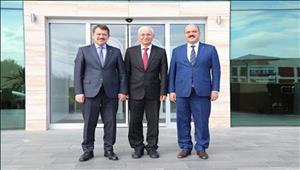Eskişehir Cumhuriyet Başsavcısı Ali YELDAN ve Adli Yargı İlk Derece Mahkemesi Adalet Komisyonu Başkanı Arif Hamdi SAZAK’tan Rektör Prof. Dr. Adnan ÖZCAN’a Ziyaret