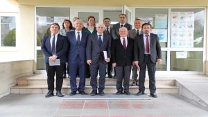 Rektör Prof. Dr. ÖZCAN Porsuk ve Ulaştırma Meslek Yüksekokulu Öğretim Elemanlarıyla Bir Araya Geldi