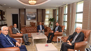 Rektör Prof. Dr. Adnan Özcan, Eskişehir Osmangazi Üniversitesi Rektörü Prof. Dr. Kâmil Çolak’a iadeiziyarette Bulundu